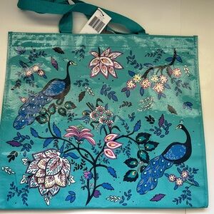 Vera Bradley Reusable Market Tote in Peacock Garden NWT!
